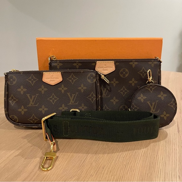Louis Vuitton Multi Pochette Crossbody Bag - Picture 3 of 9